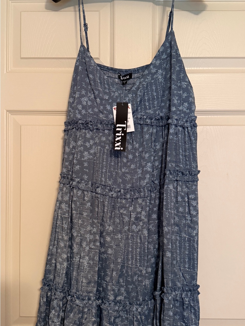 NWT Trixxi Dusty Blue Floral Tiered Midi Dress